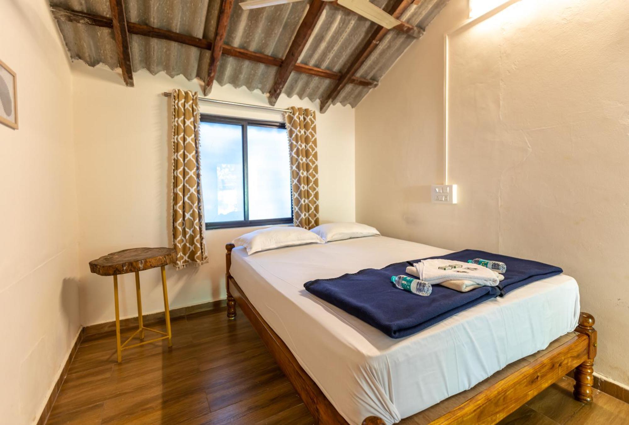 Sunset Cafe Beach Stay โกการ์นา ภายนอก รูปภาพ