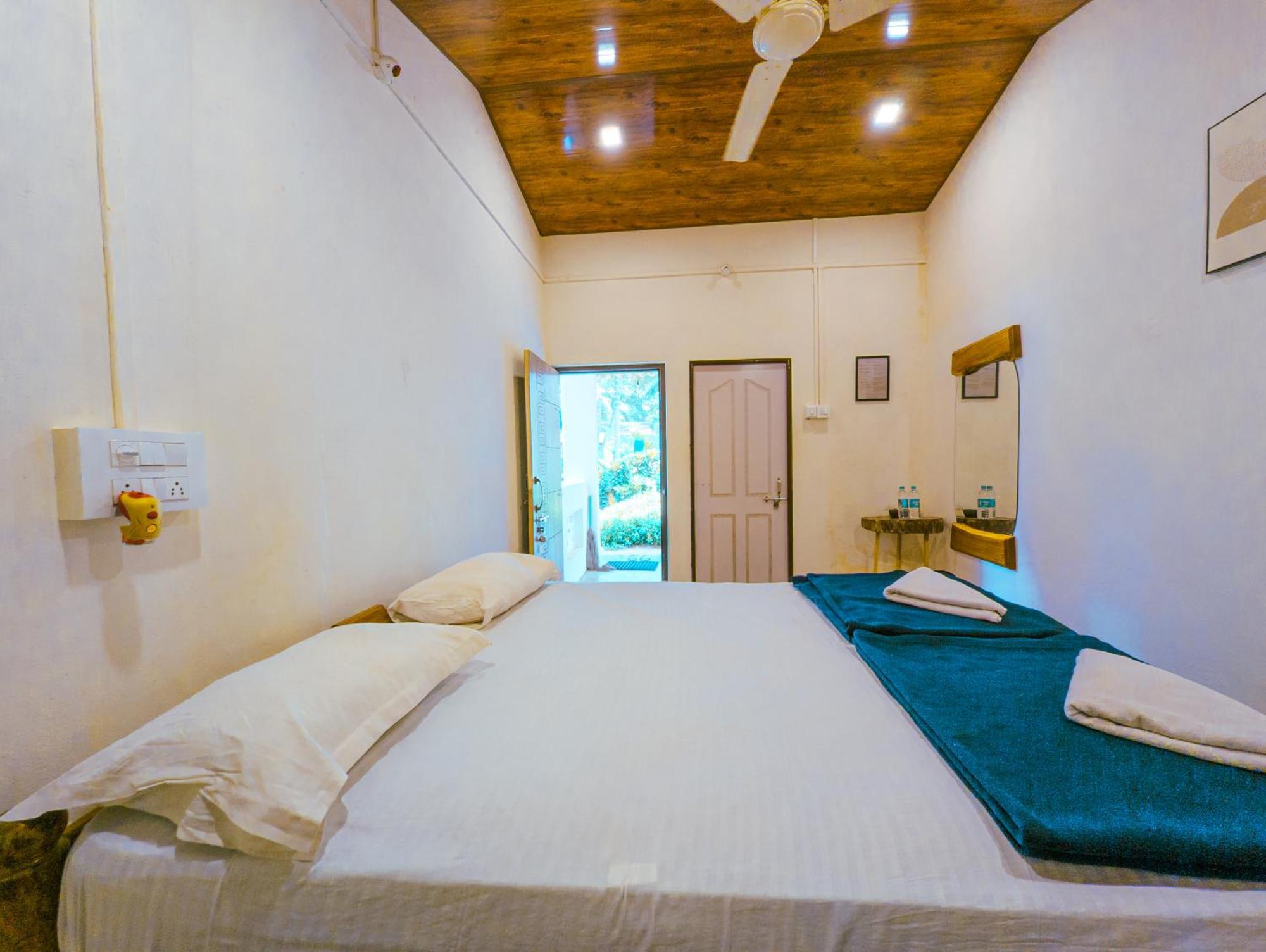 Sunset Cafe Beach Stay โกการ์นา ภายนอก รูปภาพ